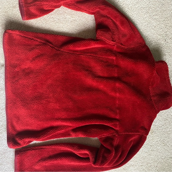 Red Patagonia Pullover - Picture 4 of 4